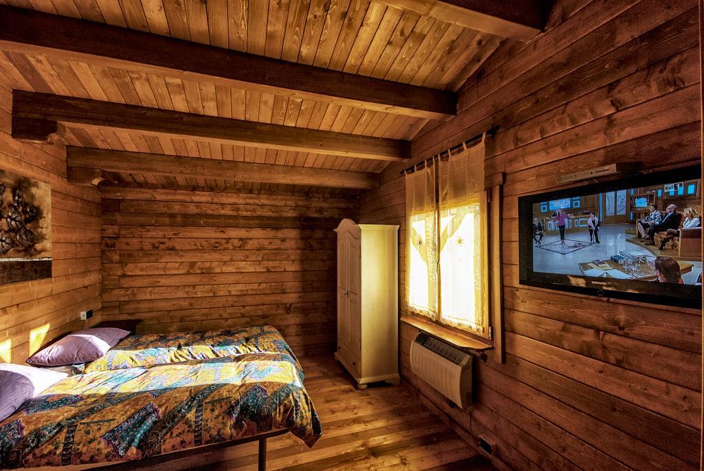 Chalet Dei Parchi Bed & Breakfast Saracinesco Cameră foto
